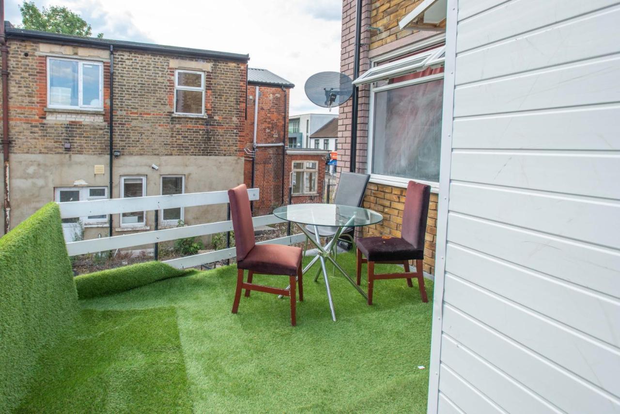 Modern Apartments In Bromley, Greater London Near Tesco And Sundridge Park Station Экстерьер фото
